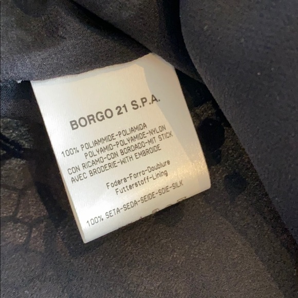 Giorgio Armani authentic women’s beaded blouse - Picture 4 of 6